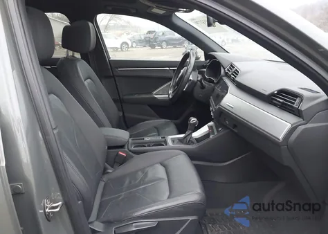 2020 Audi Q3 Premium 45 Tfsi S Line Quattro Tiptronic из США, поврежденный, VIN WA1DECF35L1018377